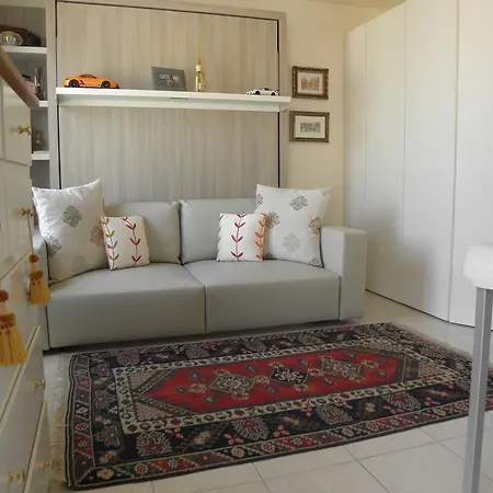 Apartman Solene Beausoleil